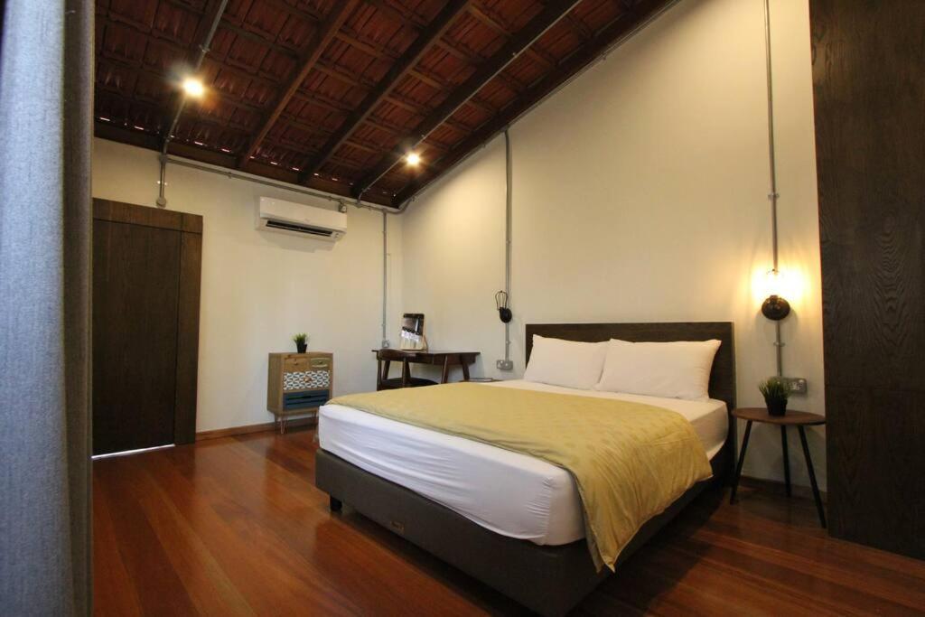 3 Jambatan Steps To Jonker & Riverside Holiday home Malacca