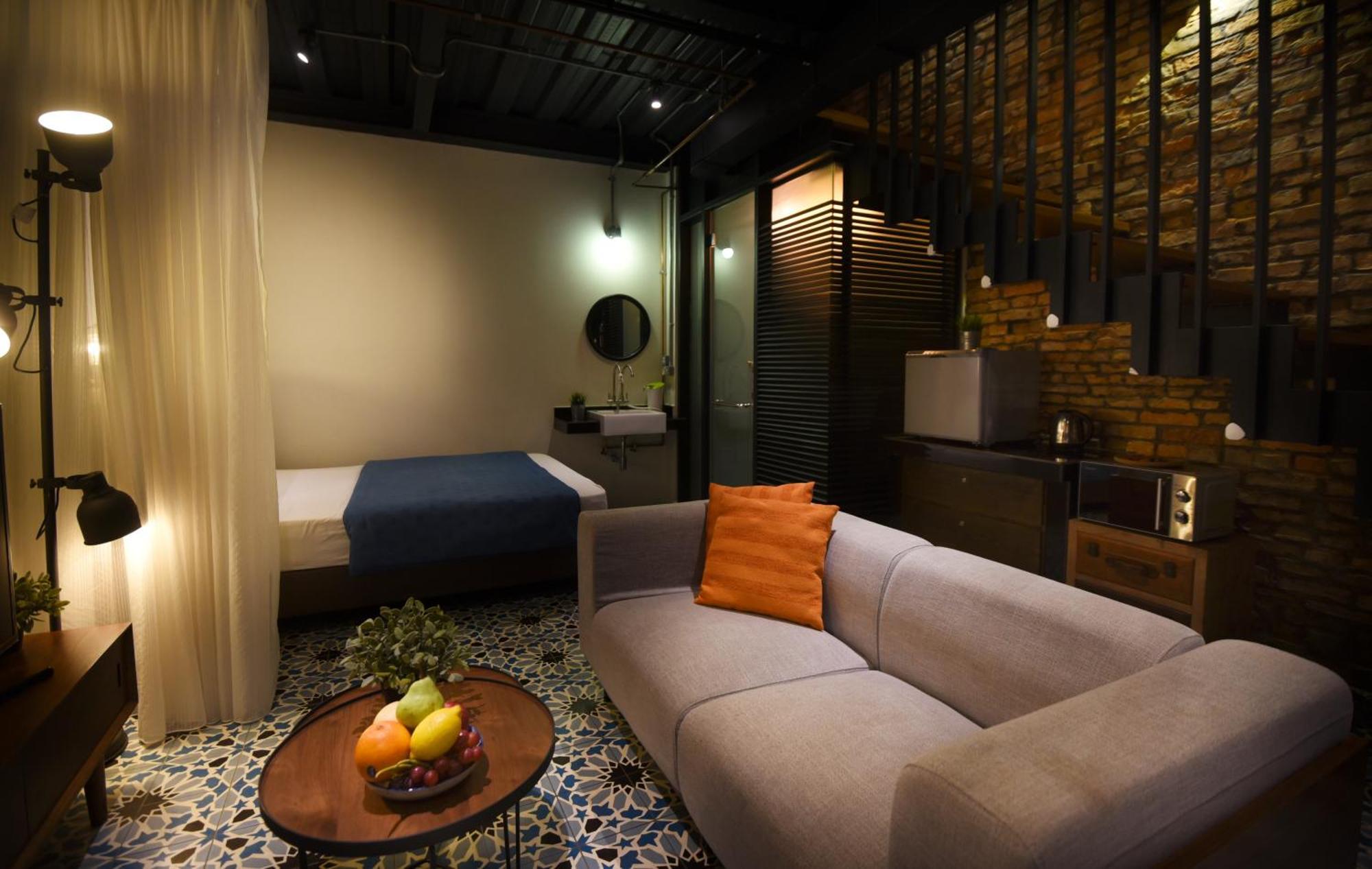 3 Jambatan Steps To Jonker & Riverside Holiday home